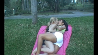 Rafaella Petriutti and Gaby: Endless Lesbian Kissing