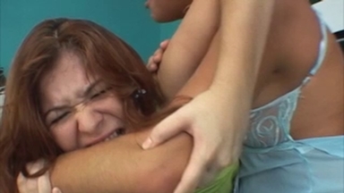 Biting Game: Tatty, Andressa and Nicole Can't Hold Back