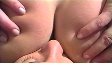 Juliana's Favourite Pastime: Classic Facesitting on Sub Nanny