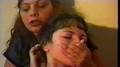Classics: Beatriz and Chris, a Hand Domination Game