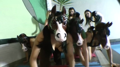 Karina Reis and Mika Patyzinha's Waterside Pony Play Race