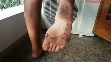 Sofia Goddess and Her Dirty Soles: Foot Worship by Sub Verinha