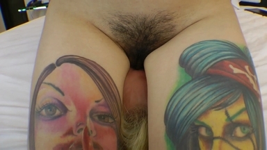 Larissa Diel's Day Off: Hairy Pussy Facesitting on Michelinha