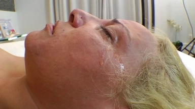 Larissa Diel's Day Off: Hairy Pussy Facesitting on Michelinha
