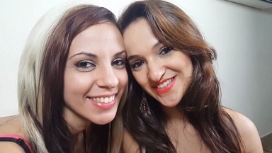 Close Enough to Taste: Kassia Bale and Giovana Gusman's Hot Kisses