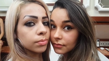 The Queue to Kiss Carolina Lima: A Lesbian Kissing Contest
