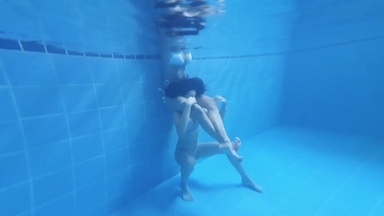 The Perfect Ass Squeeze: Wet Catfight on Wellness Weekend
