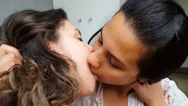 Emilly and Drika Make Up: Hot Kisses From Real-Life Lovers