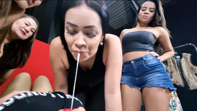 Spit Gang Bang: Many Beauties, One Lucky Slave, Mega Spit Swallow
